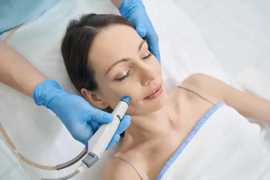 HydraFacial in st-petersburg by iConcierge Medspa